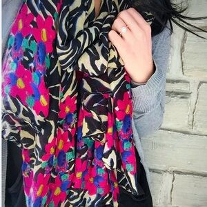 Stella and Dot Luxembourg zebra print Scarf